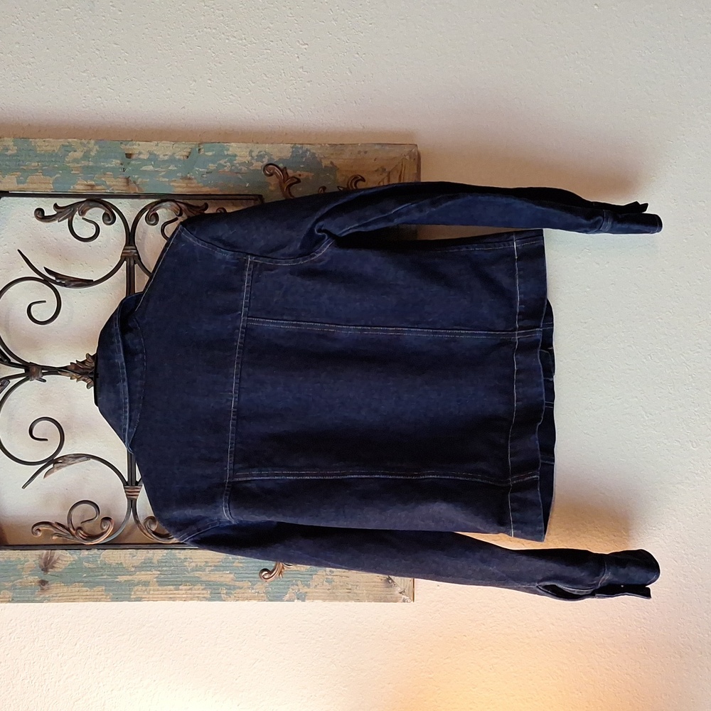 🔥🔥CLEARANCE🔥🔥 New York & Company Dak Denim Jacket NWOT Size Small - Picture 4 of 10